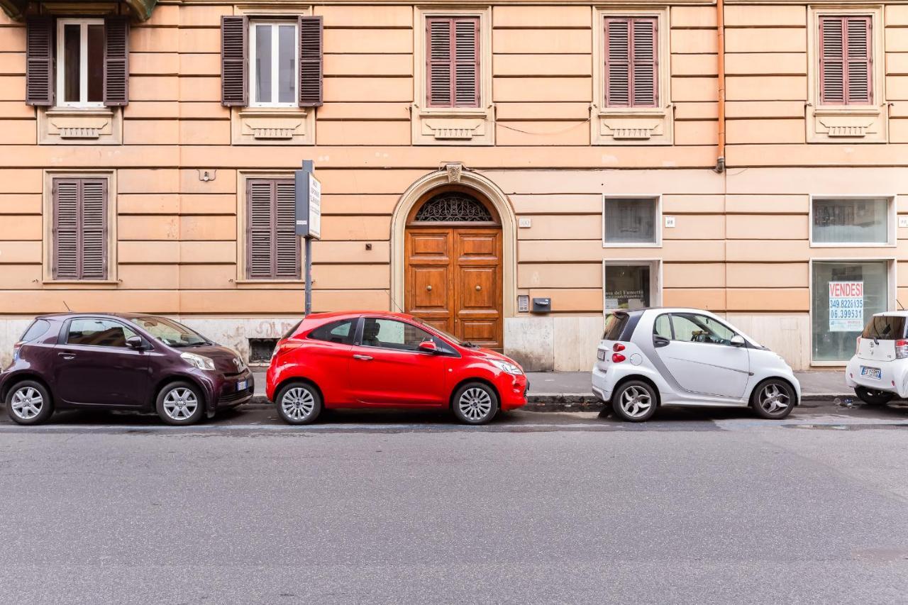 La Casa Di Andrea Ai Musei Vaticani 1 Рим Экстерьер фото